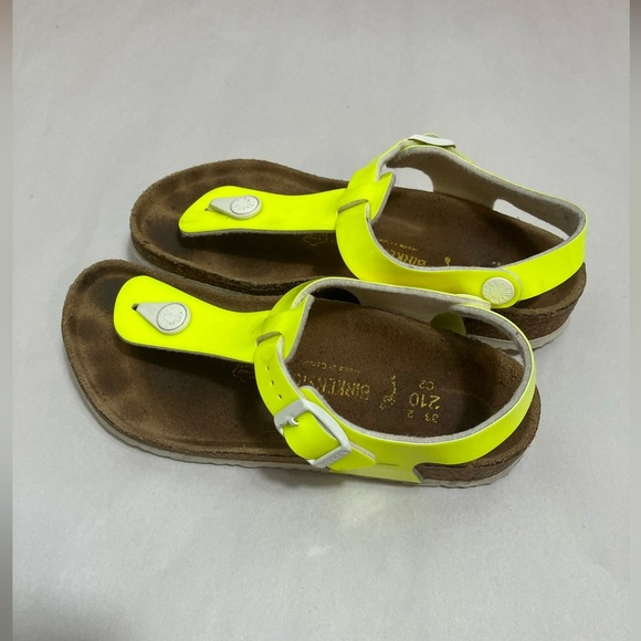 birkenstock kids sandals‎ Sz 2 Girls Yellow Thong Casual Summer Comfort - Picture 3 of 4
